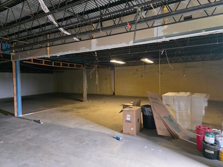 More Photos Of 1600-1630 Federal Blvd, Denver Freestanding For Lease