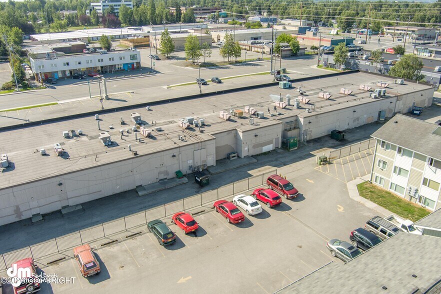 More Photos Of 601 W 36th Ave, Anchorage General Retail For Sale
