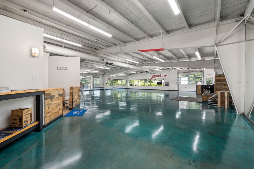 More Photos Of 177 NH Route 104, Meredith Freestanding For Lease