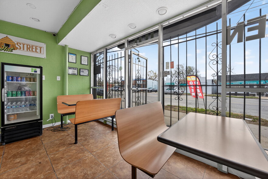 More Photos Of 6836 Prospect Ave, Kansas City Storefront For Sale
