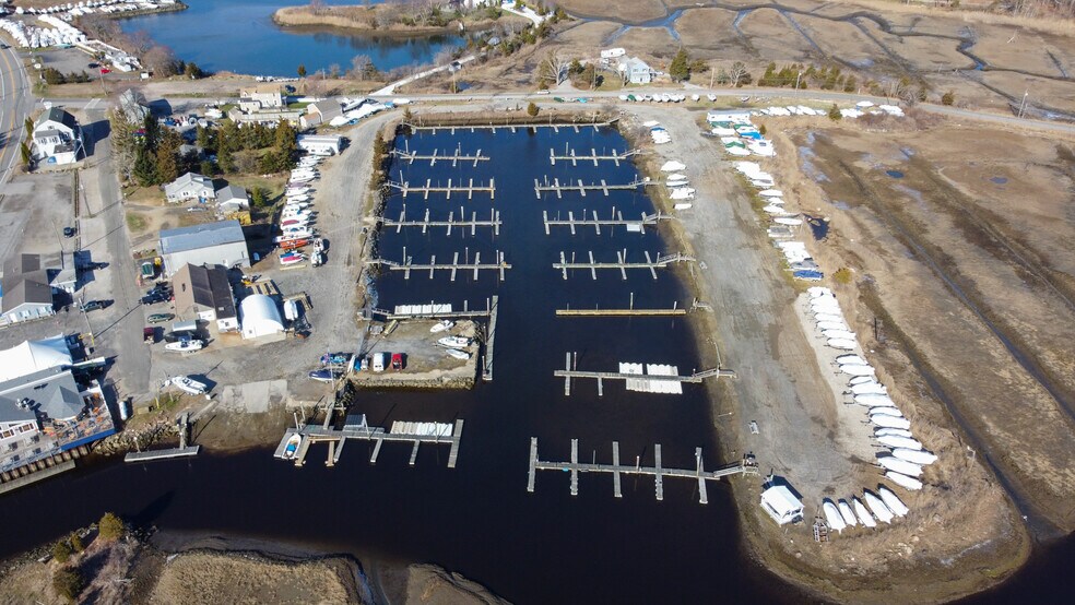 More Photos Of 54 Old Boston Post Rd, Westbrook Marina For Sale