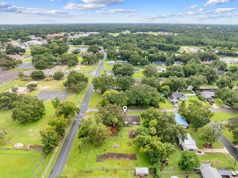 More Photos Of 102 S Highland St, Bushnell Daycare Center For Sale