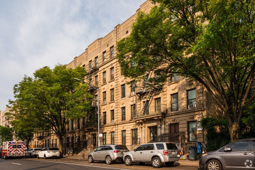 More Photos Of 277 Brook Ave, Bronx Apartments For Lease