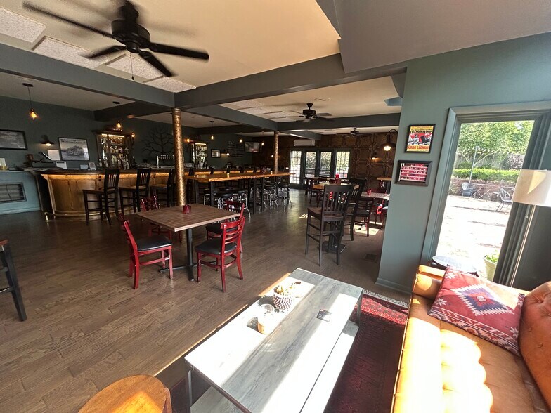 More Photos Of 181 E Brown St, Blairsville Restaurant For Sale