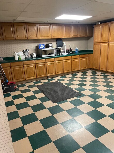 More Photos Of 2325 Sinton Rd, Colorado Springs Warehouse For Lease