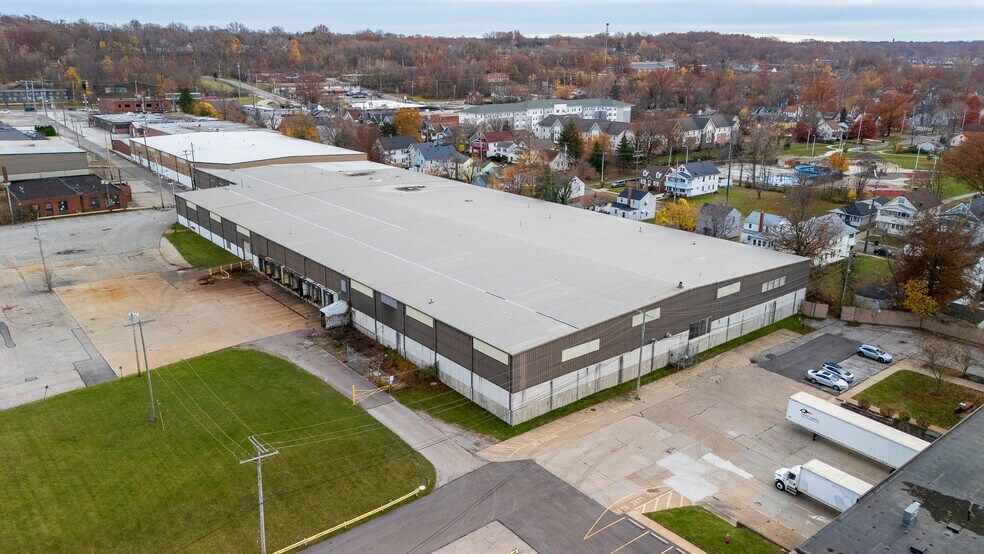 More Photos Of 18513 Euclid Ave, Cleveland Industrial For Sale