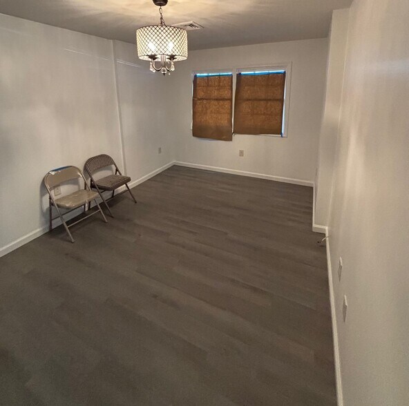 More Photos Of 98 Montgomery Ave, Staten Island Apartments For Sale
