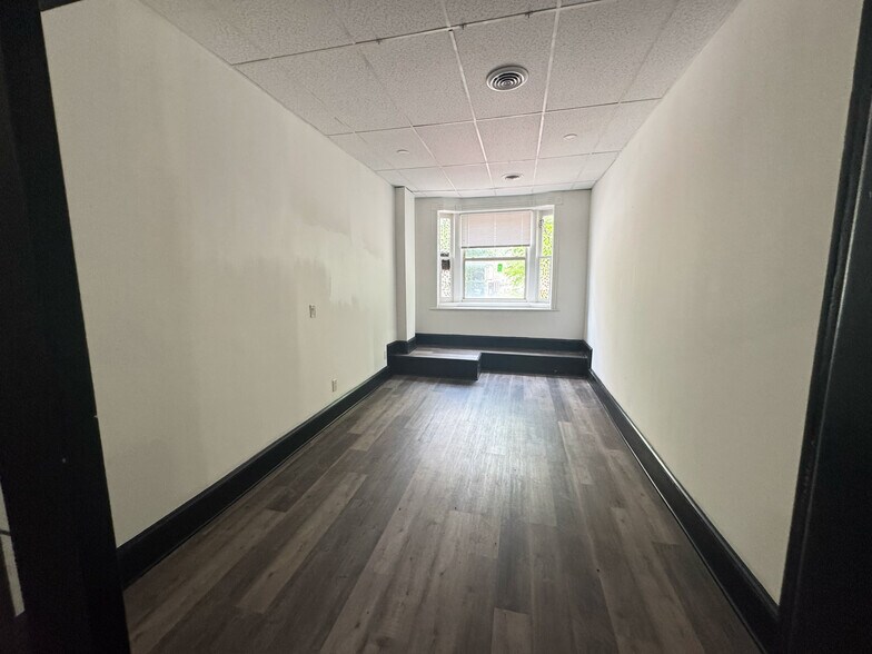 More Photos Of 1303 N Charles St, Baltimore Apartments For Sale