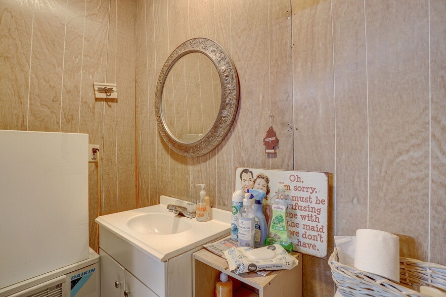 More Photos Of 6034 Brookside Rd, Pearland Carwash For Sale