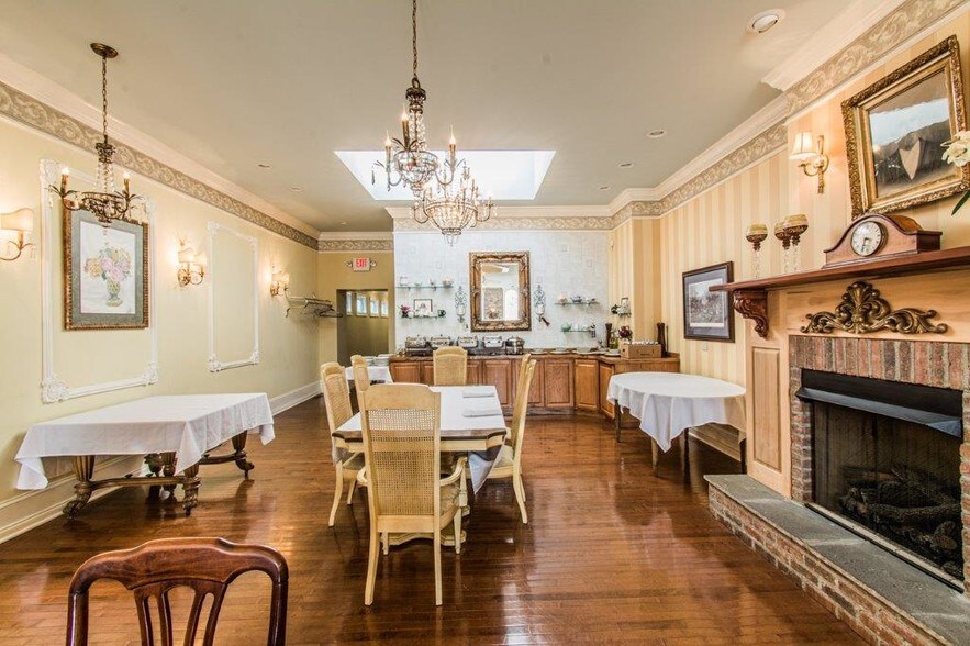 More Photos Of 183 S Main St, Russellville Restaurant For Sale