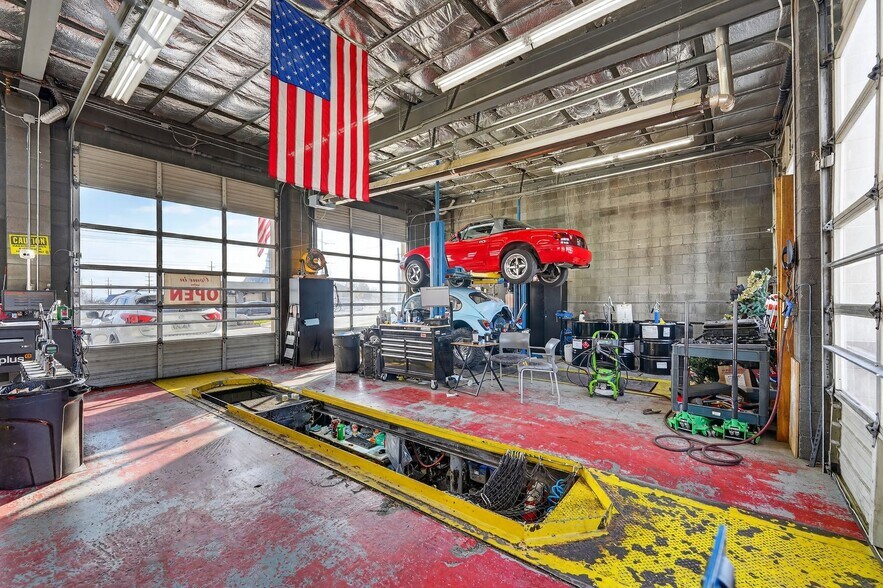 More Photos Of 4650 S Constitution Blvd, Salt Lake City Auto Repair For Sale