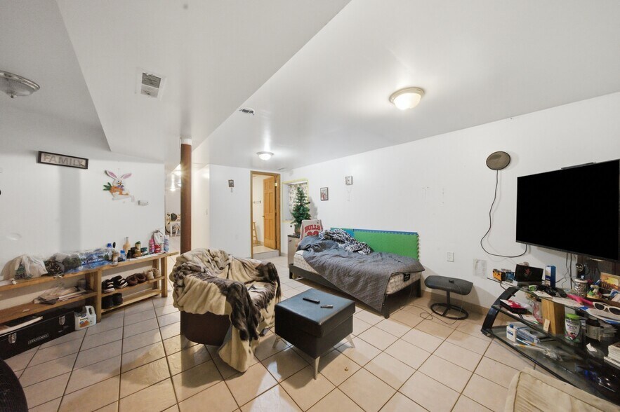 More Photos Of 2038 N Kostner Ave, Chicago Multifamily For Sale