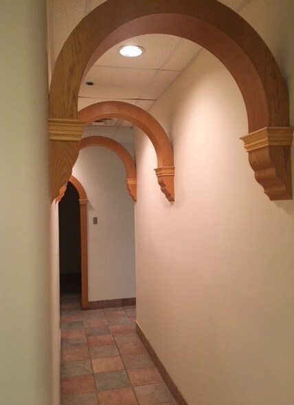 More Photos Of 11311 Jamaica Ave, Richmond Hill Storefront Retail Office For Lease