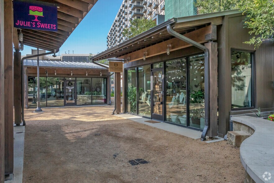 More Photos Of 3750 Plano Pky, The Colony Unknown For Lease