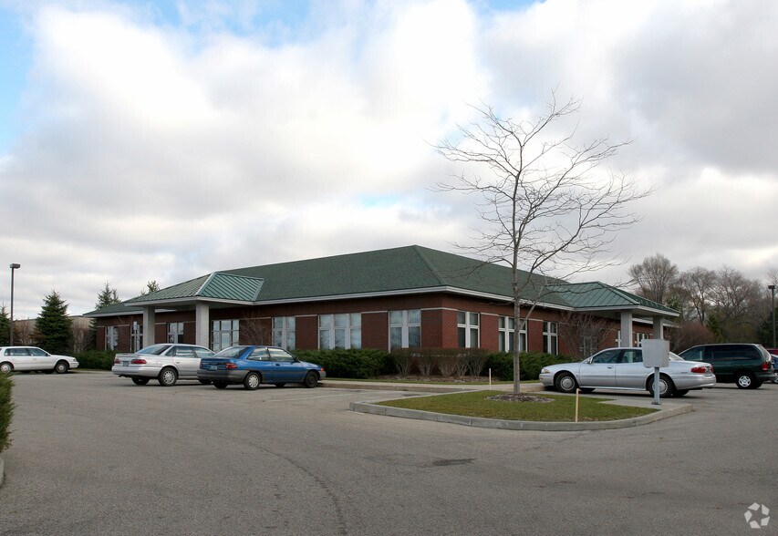 More Photos Of 259 Hoover Blvd, Holland Office For Lease