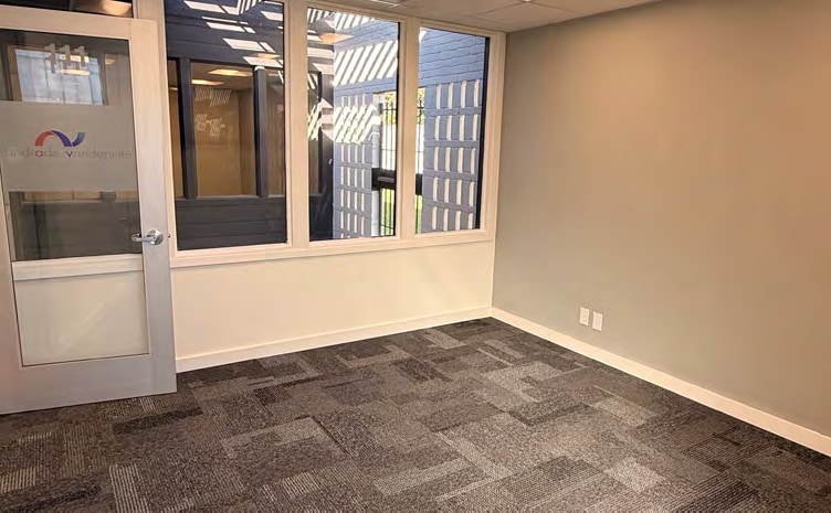 More Photos Of 2211 Buena Vista St, San Antonio Medical For Lease