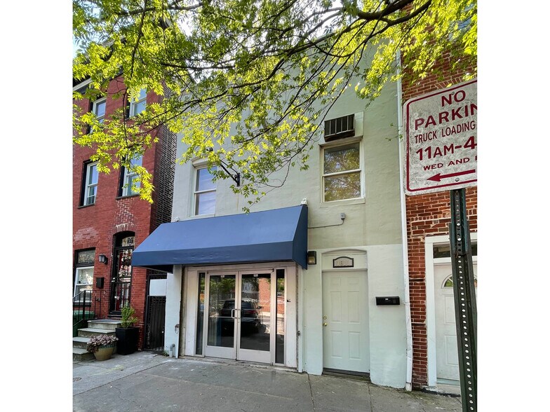 Primary Photo Of 1611 Bank St, Baltimore Restaurant For Lease