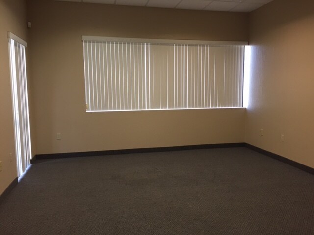 More Photos Of 7440 E Karen Dr, Scottsdale Service For Lease