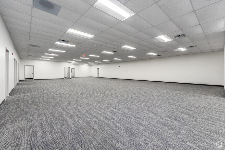 More Photos Of 610 Chelsea Rd, Aberdeen Warehouse For Lease