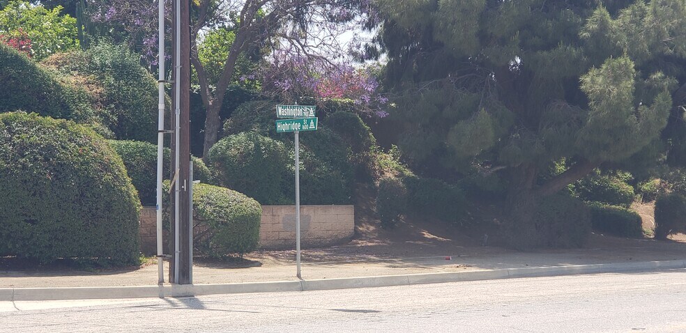 More Photos Of 1246 Washington St, Riverside Land For Lease