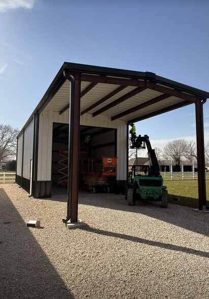 More Photos Of 26715B Decker Prairie Rosehl Rd, Magnolia Office For Sale