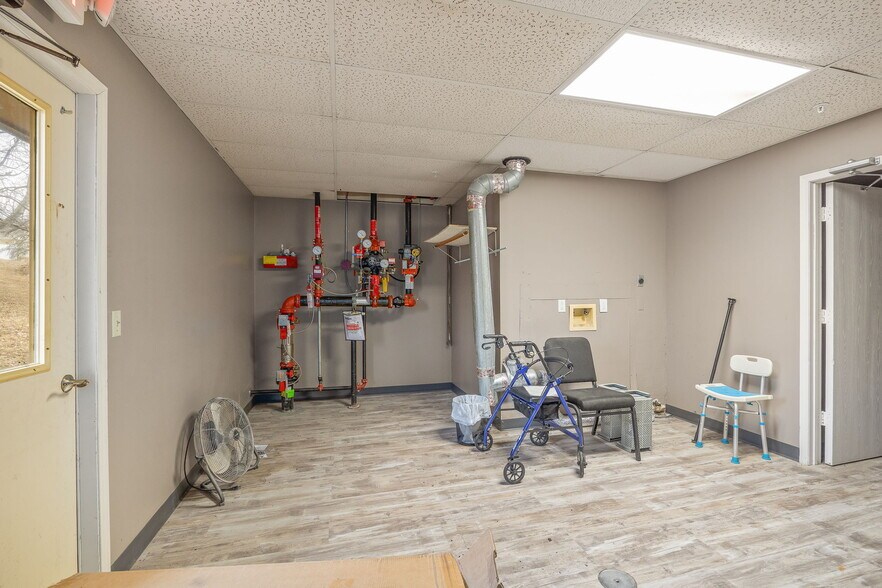 More Photos Of 3919 Messanie St, Saint Joseph Office For Sale