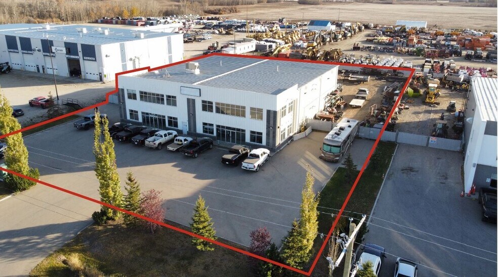 More Photos Of 357 Saskatchewan Ave, Spruce Grove Manufacturing For Lease