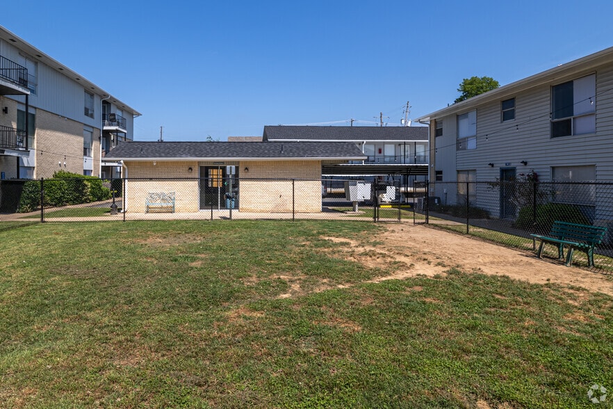 More Photos Of 605 Higdon Ferry Rd, Hot Springs Apartments For Sale