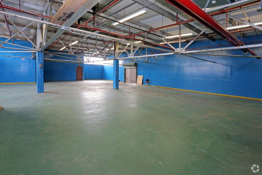 More Photos Of 5700 49th St, Maspeth Warehouse For Lease