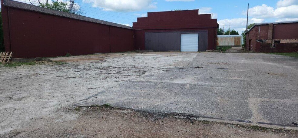 More Photos Of 80 Oliver St, Wisconsin Rapids Manufacturing For Lease