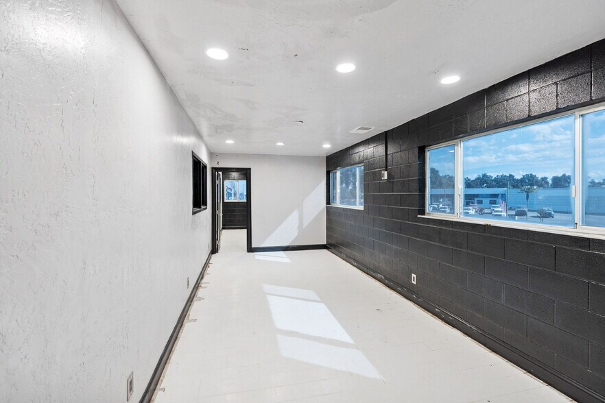 More Photos Of 217 S Ben Maddox Way, Visalia Service For Sale