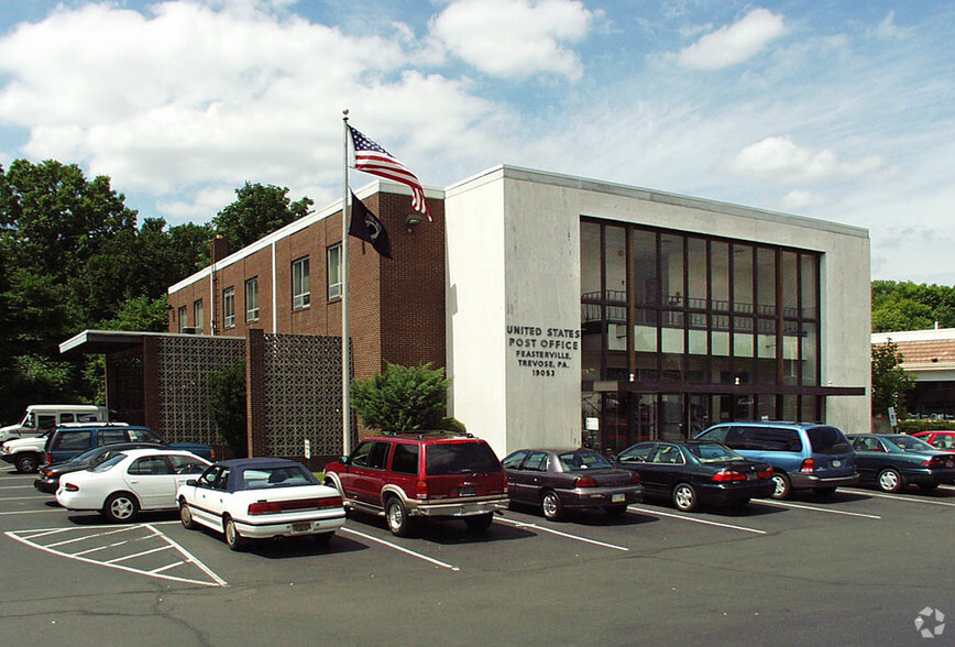 Primary Photo Of 275 E Street Rd, Feasterville Medical For Lease