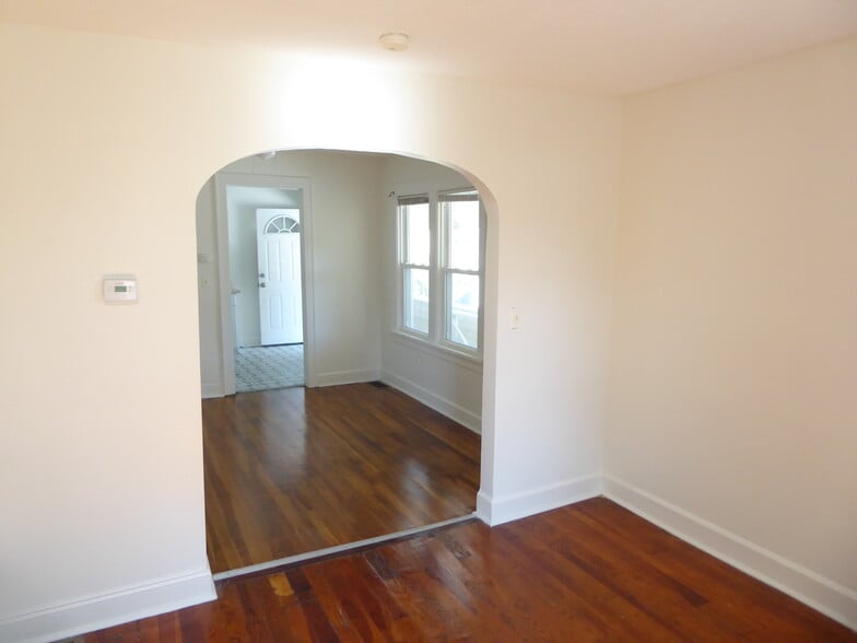 More Photos Of 1327 W 67th St, Cleveland Apartments For Sale