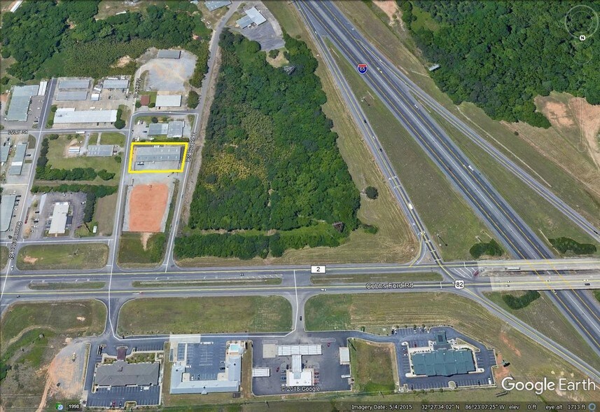 More Photos Of 1951 Market St, Millbrook Warehouse For Lease