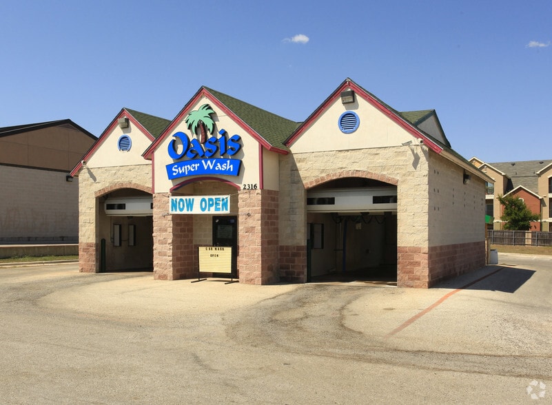 Primary Photo Of 2316 Pecan St W, Pflugerville Carwash For Sale