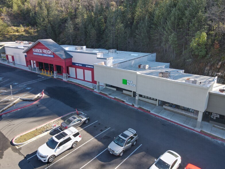 More Photos Of 1426-1480 Broadway, Placerville Freestanding For Lease