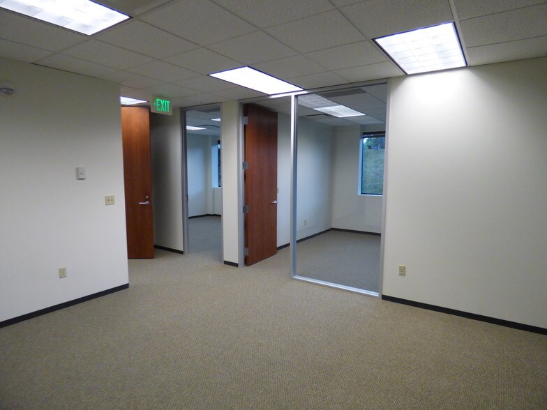 More Photos Of 7222 Commerce Center Dr, Colorado Springs Office For Lease
