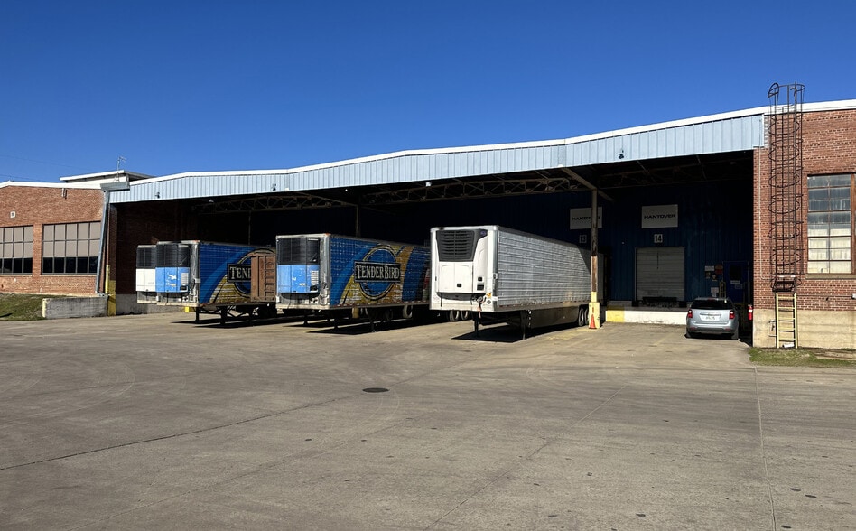 More Photos Of 4601 Newlon Rd, Fort Smith Distribution For Lease