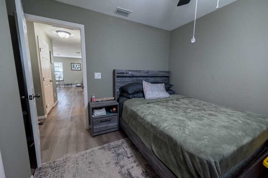 More Photos Of 16385 NW 112th Ct, Reddick Specialty For Sale