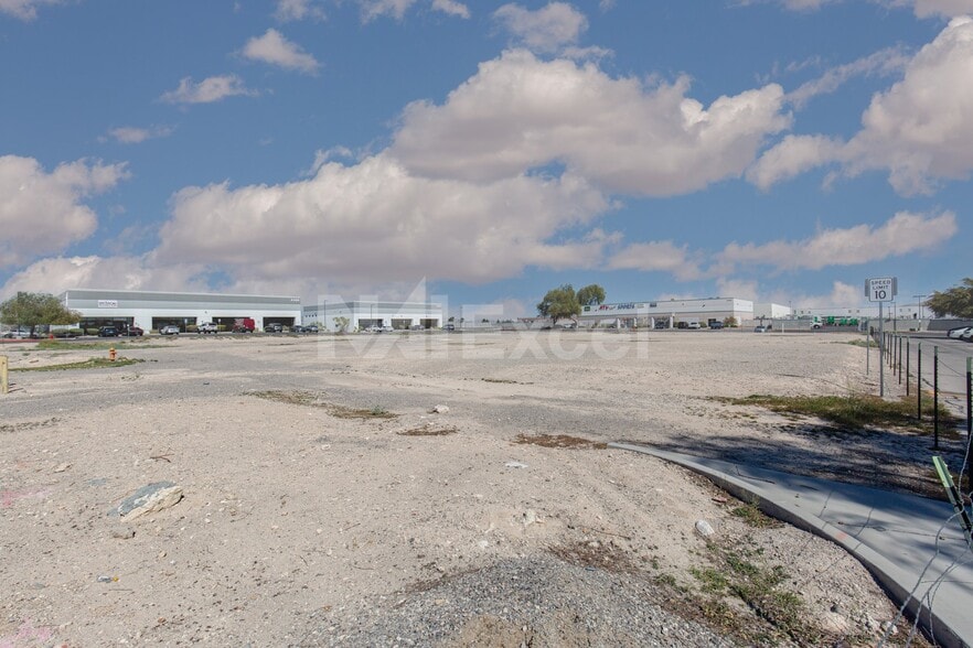 More Photos Of 4364 E Craig Rd, Las Vegas Land For Lease