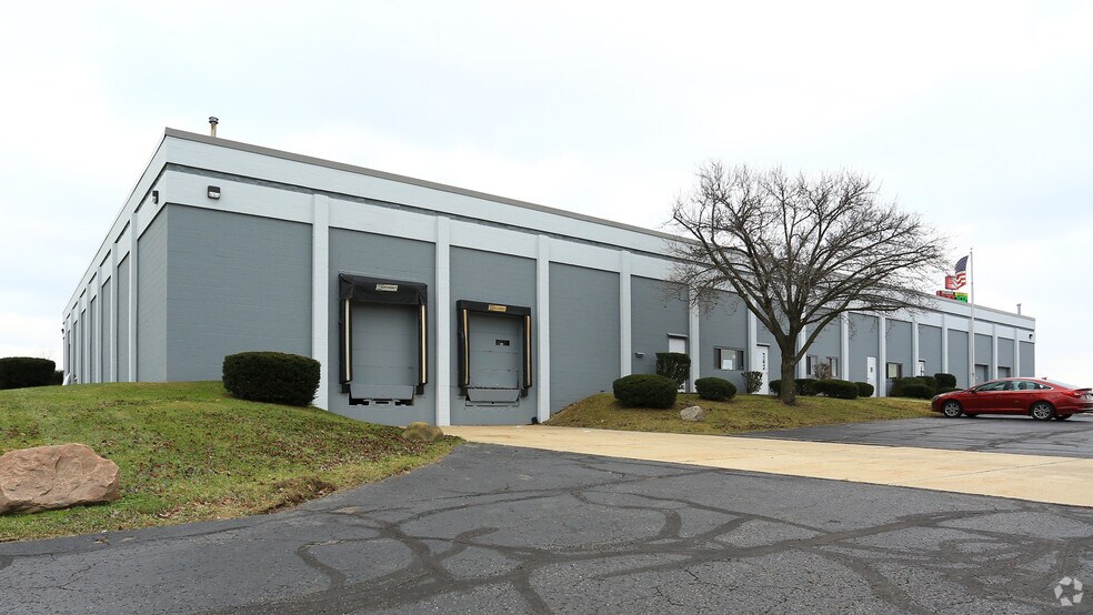 Primary Photo Of 1163 Holiday Dr, Kent Warehouse For Lease