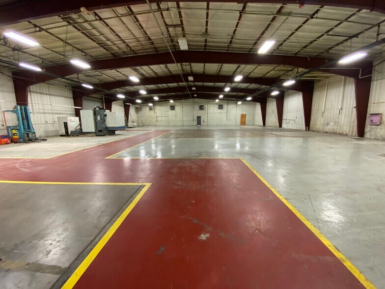 More Photos Of 911 Pine St, Saint Croix Falls Manufacturing For Sale