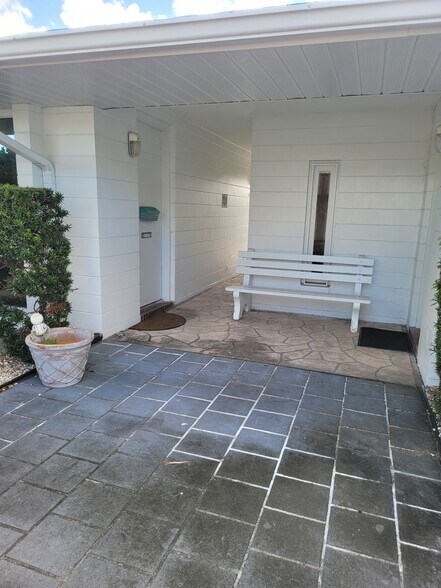 More Photos Of 1601 Rickenbacker Dr, Sun City Center Medical For Lease