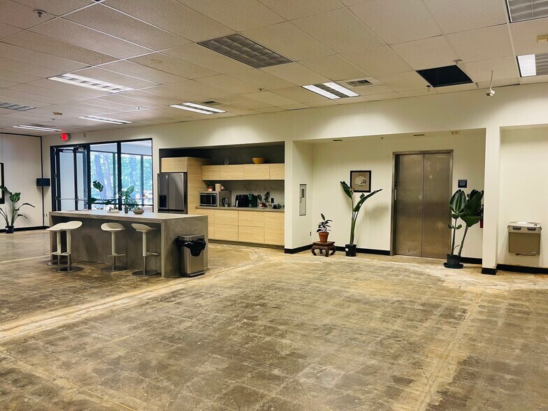 More Photos Of 420 Providence Mine Rd, Nevada City Coworking Space