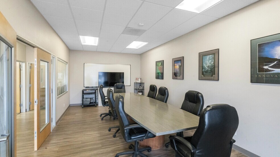More Photos Of 1321 S Sunkist St, Anaheim Warehouse For Lease