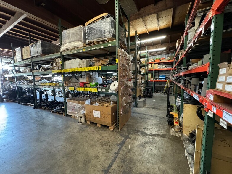 More Photos Of 109 E 4th St, San Bernardino Warehouse For Lease