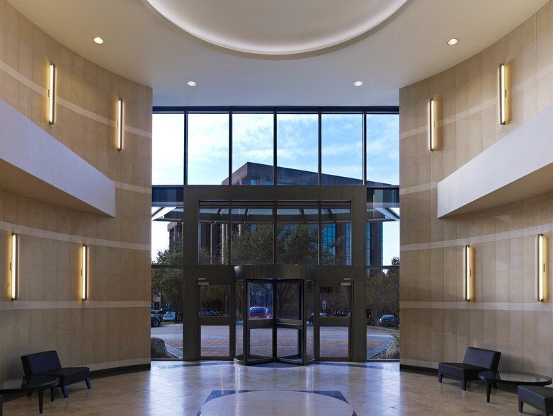 Primary Photo Of 2350 Lakeside Blvd, Richardson Office For Lease