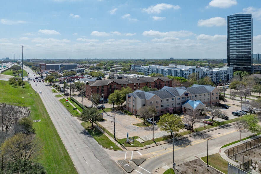 More Photos Of 2400 W Sam Houston Pky S, Houston Hotel For Sale