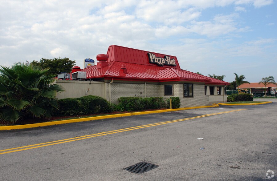 More Photos Of 7333 SW 152nd Ave, Miami Restaurant For Sale