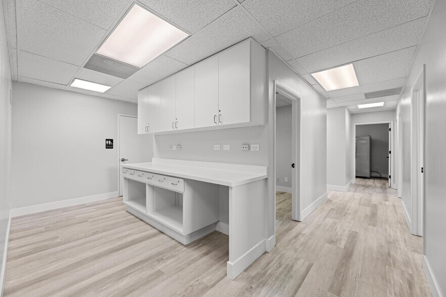 More Photos Of 3637 Mission Ave, Carmichael Unknown For Sale